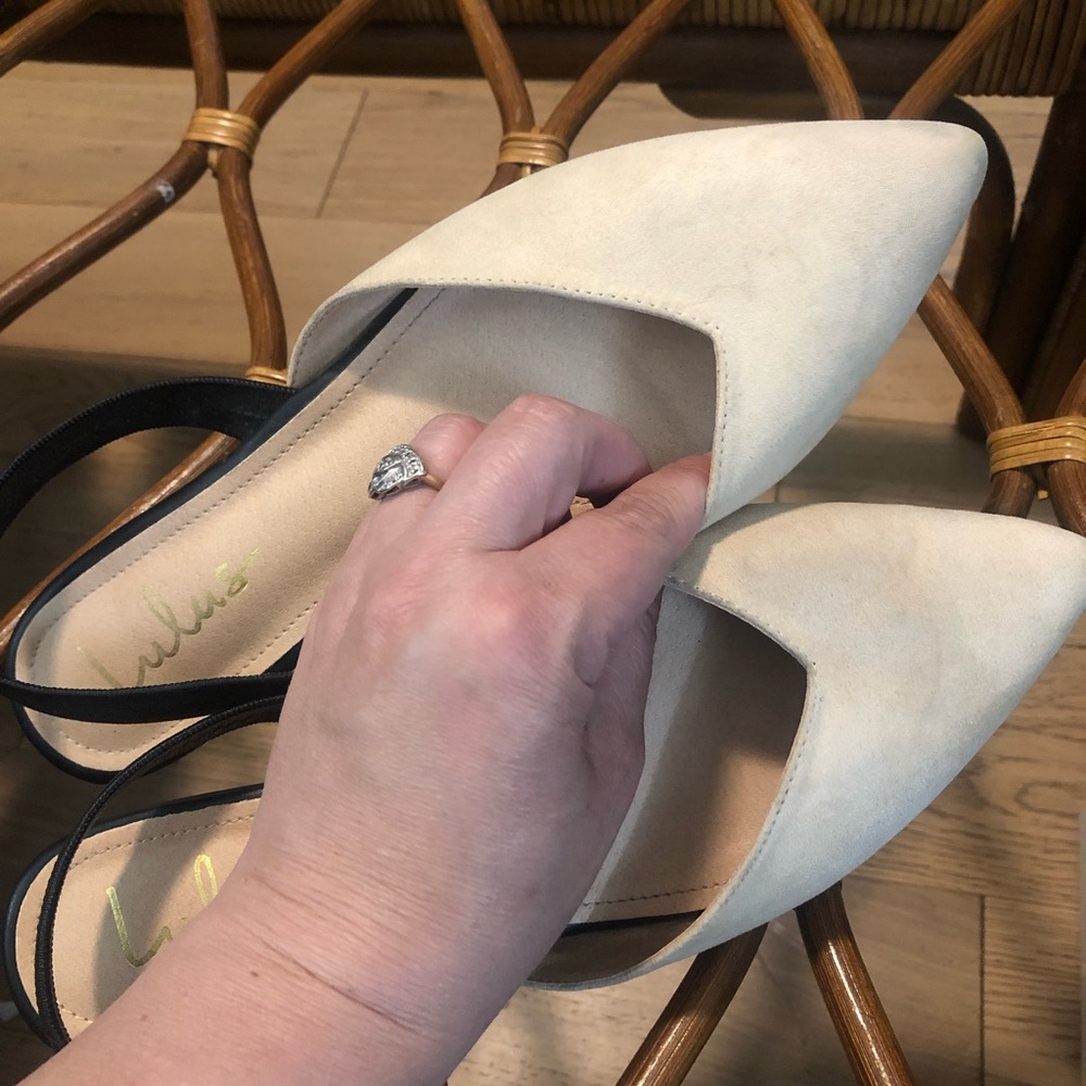 Lulus Slingback Flats 10 Cream Black Pointed Toe Faux Suede Elastic Strap (1881) - Picture 11 of 11